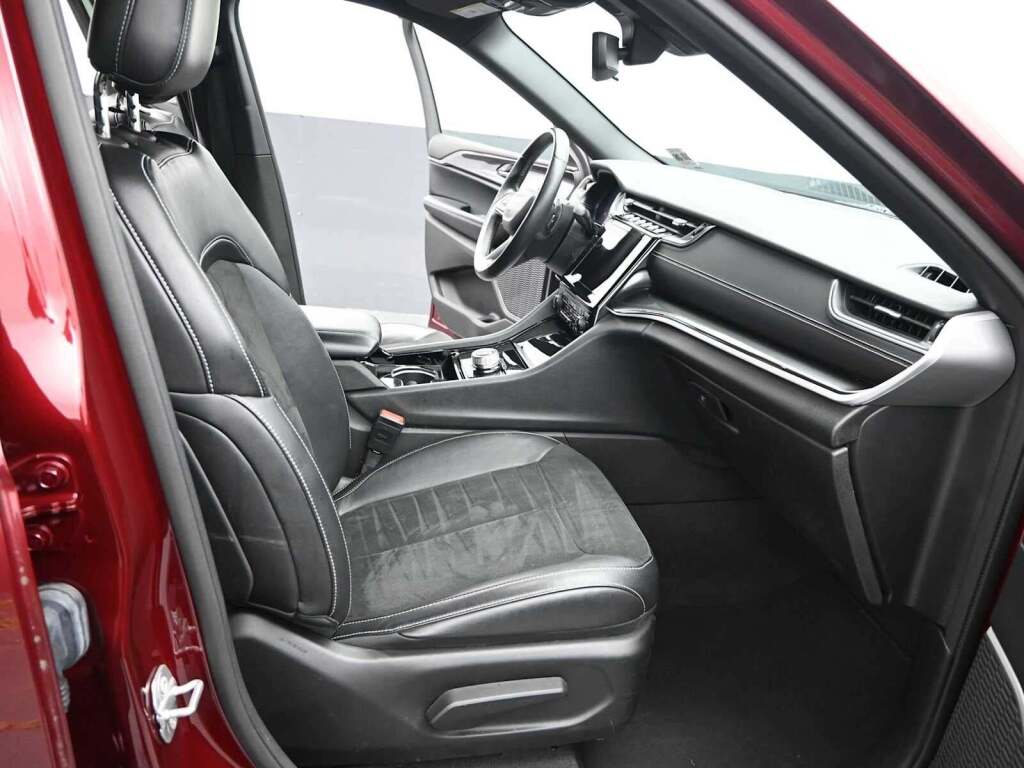 2021 Jeep Grand Cherokee L Altitude 4x4