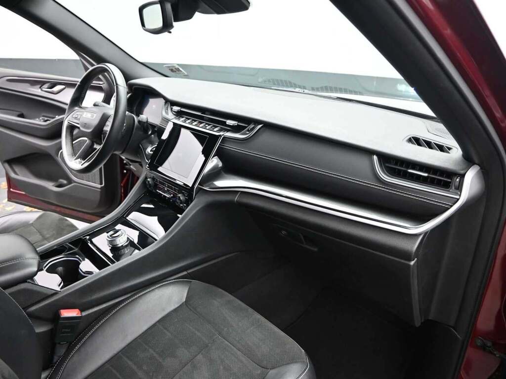 2021 Jeep Grand Cherokee L Altitude 4x4