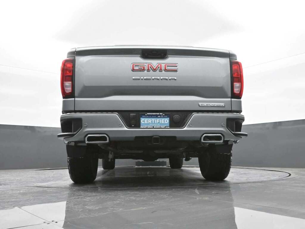 2025 GMC Sierra 1500 Elevation
