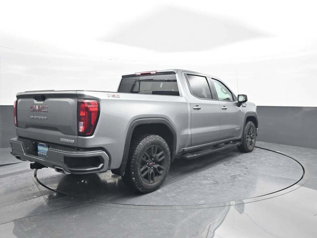2025 GMC Sierra 1500 Elevation