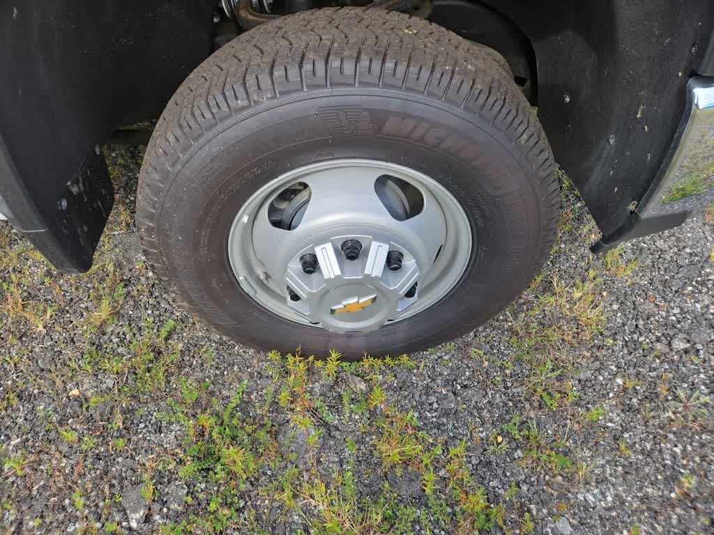 2024 Chevrolet Silverado 3500HD CC Work Truck