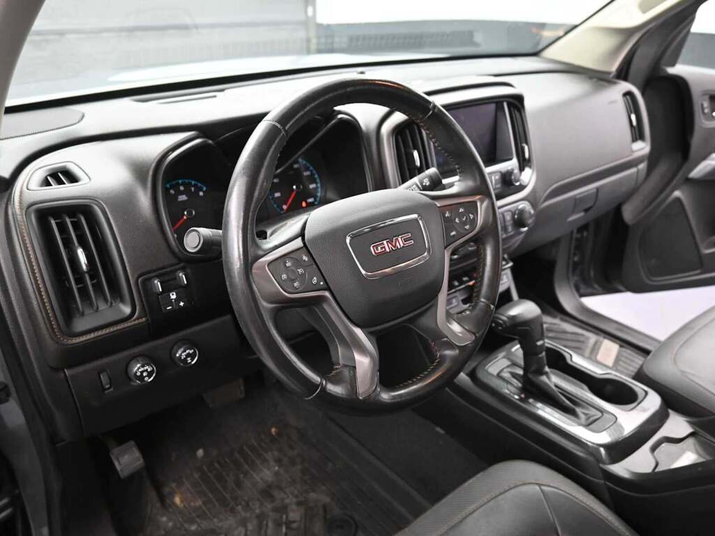 2021 GMC Canyon 4WD Crew Cab Short Box AT4 - Leather