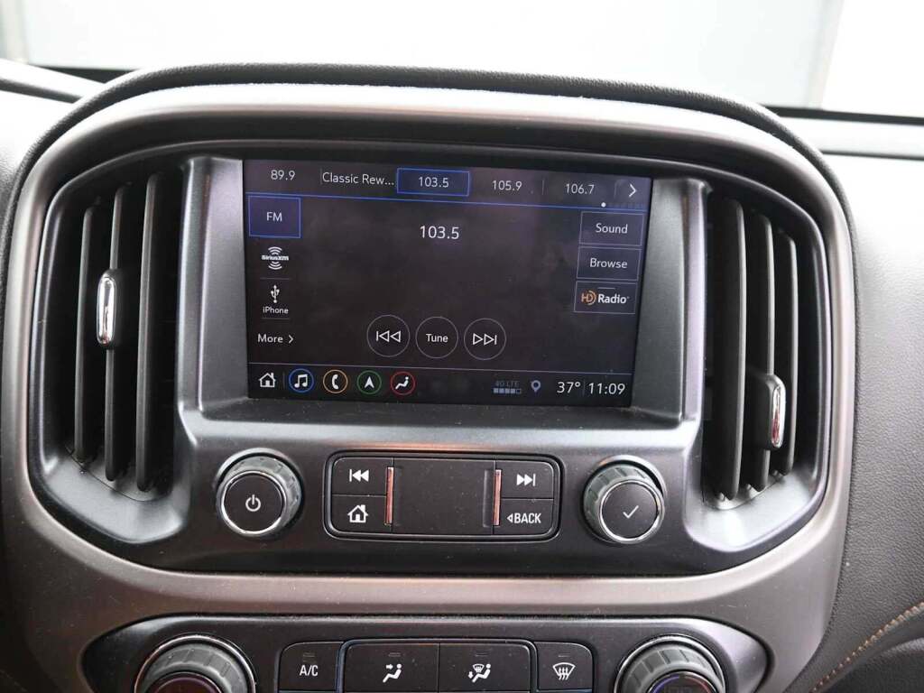 2021 GMC Canyon 4WD Crew Cab Short Box AT4 - Leather