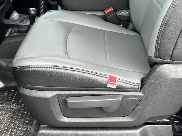 2024 Ram 5500 Chassis Tradesman/SLT