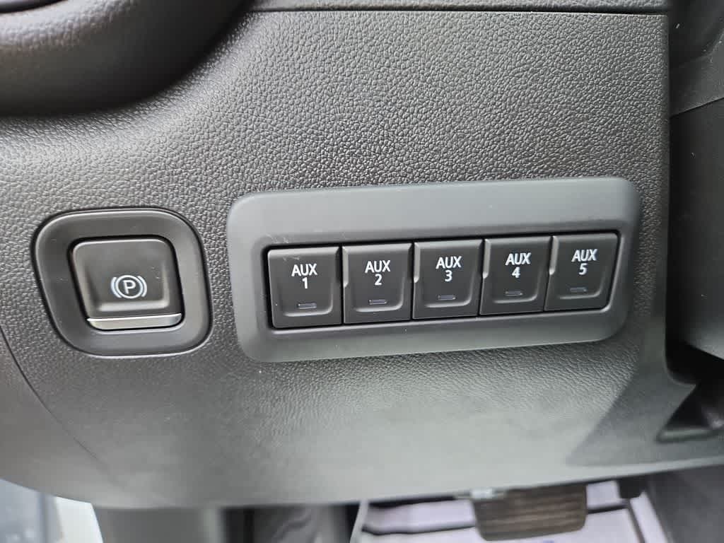 2024 Chevrolet Silverado 3500HD CC Work Truck