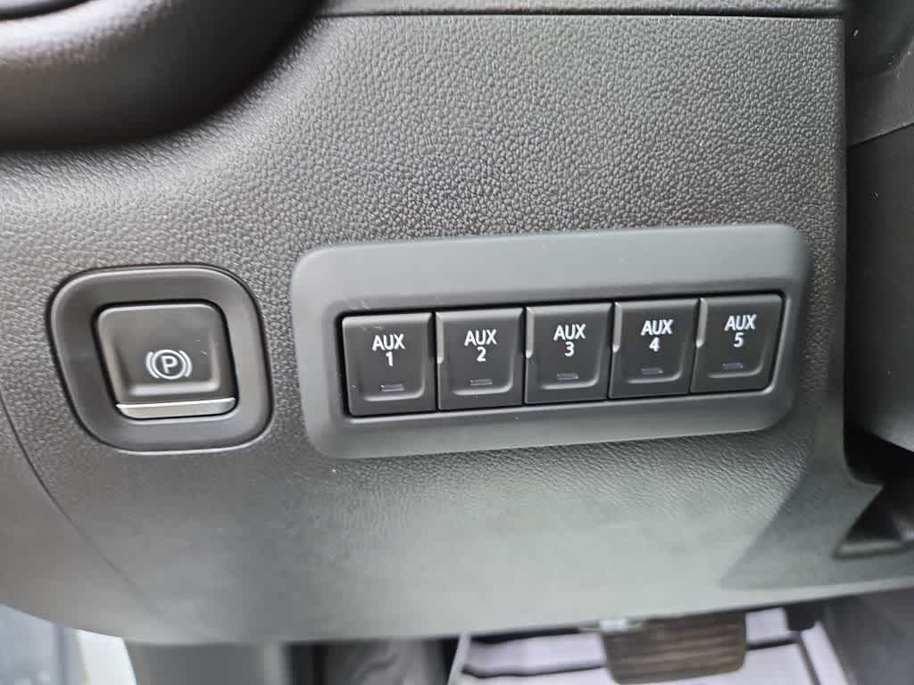 2024 Chevrolet Silverado 3500HD CC Work Truck