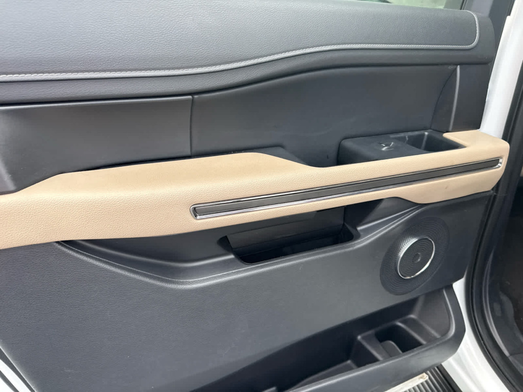 2023 Ford Expedition XLT MAX