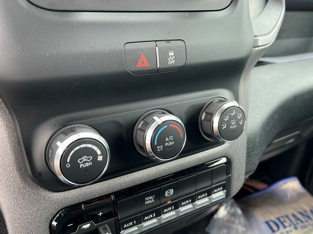 2024 Ram 5500 Chassis Tradesman/SLT