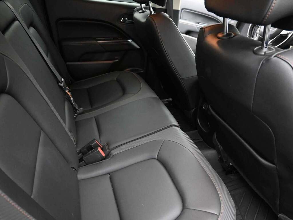 2021 GMC Canyon 4WD Crew Cab Short Box AT4 - Leather