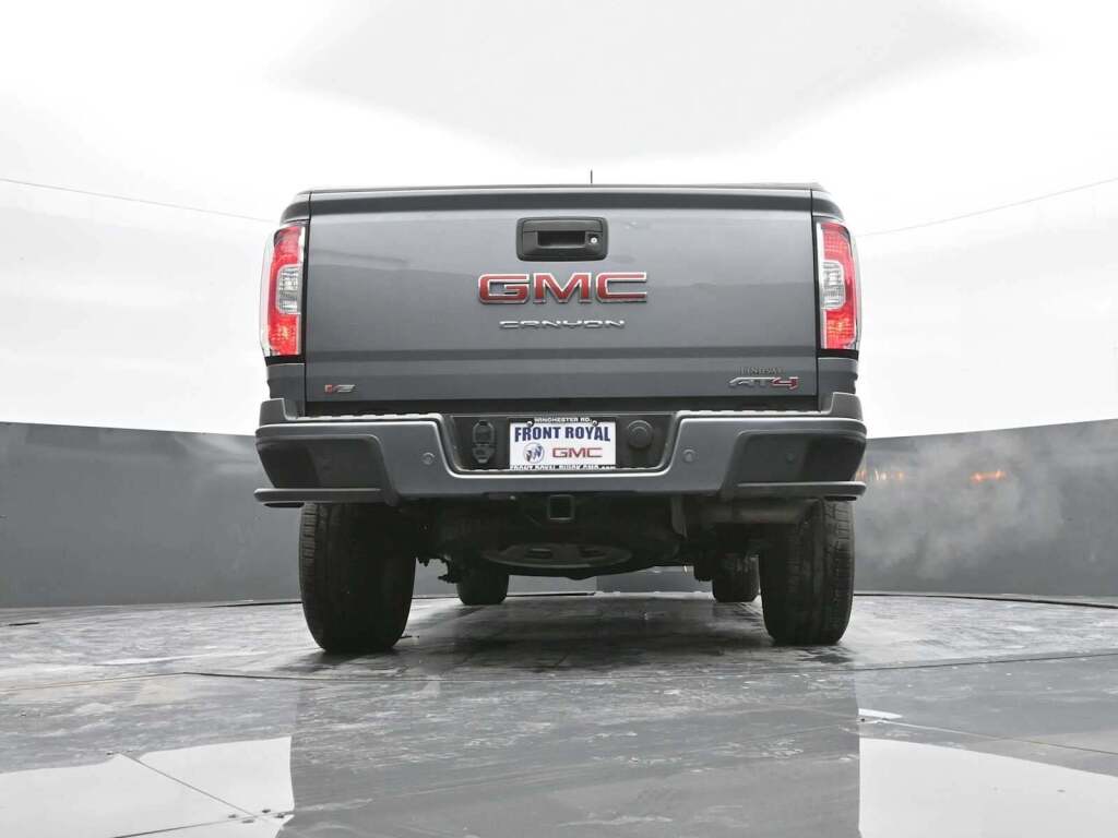 2021 GMC Canyon 4WD Crew Cab Short Box AT4 - Leather