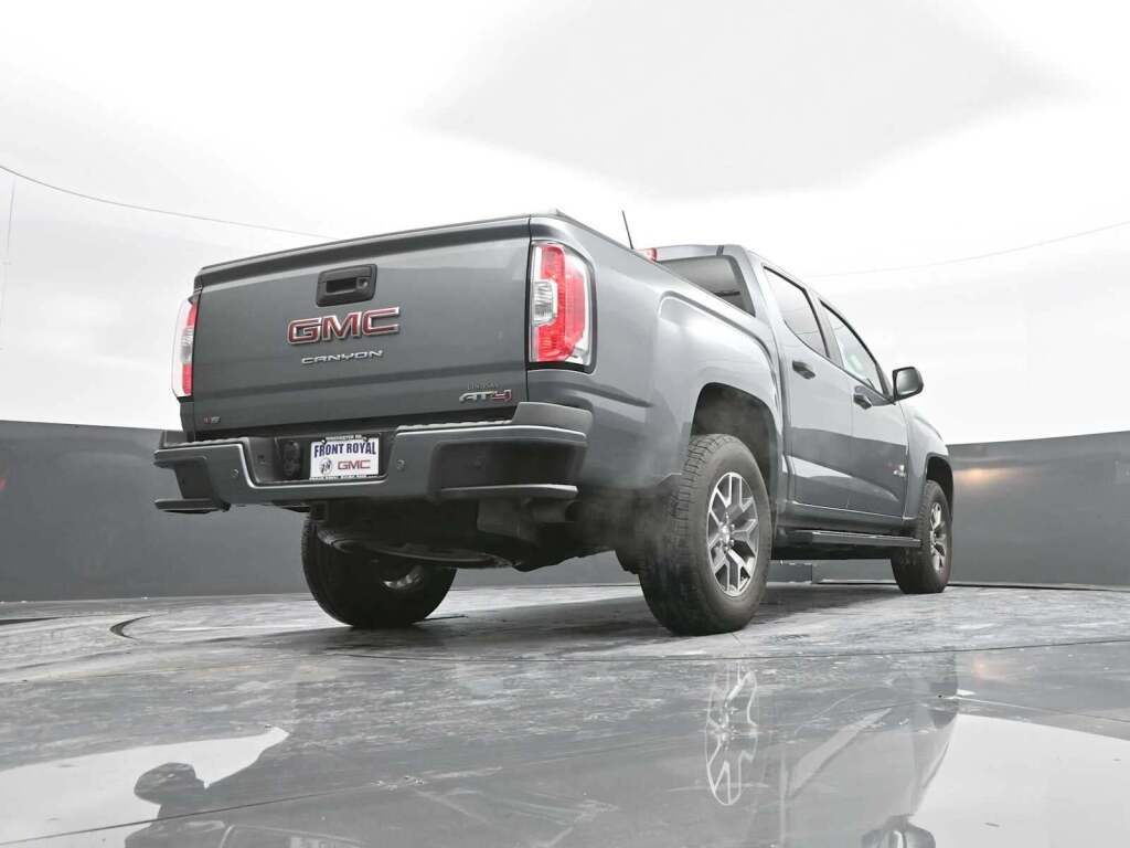 2021 GMC Canyon 4WD Crew Cab Short Box AT4 - Leather