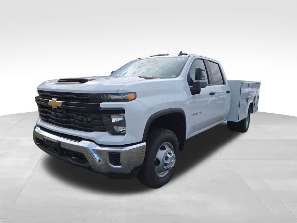 2024 Chevrolet Silverado 3500HD CC Work Truck