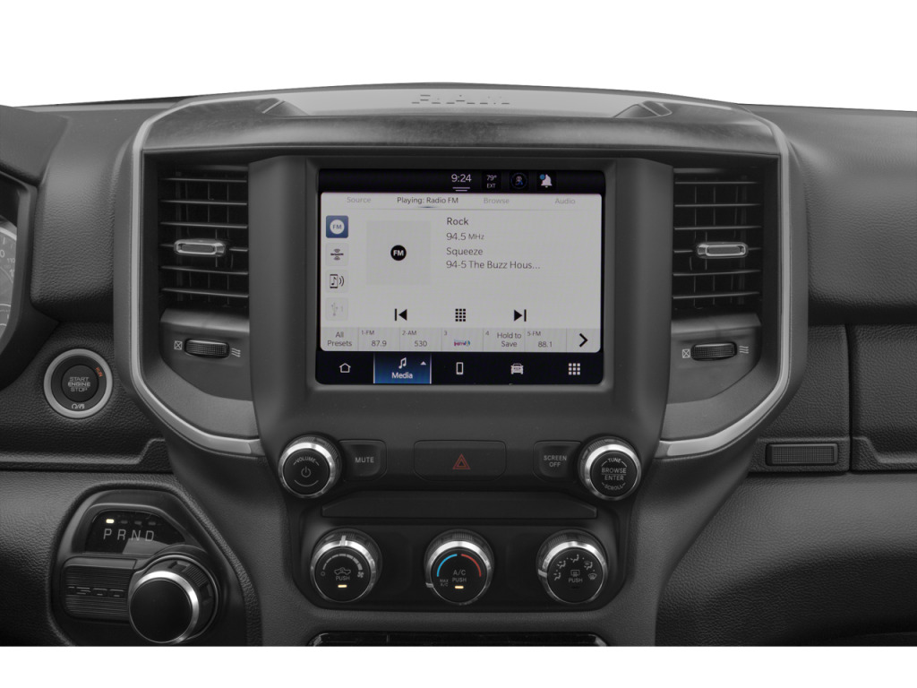 2022 Ram 1500 Big Horn Crew Cab 4x4 5'7" Box