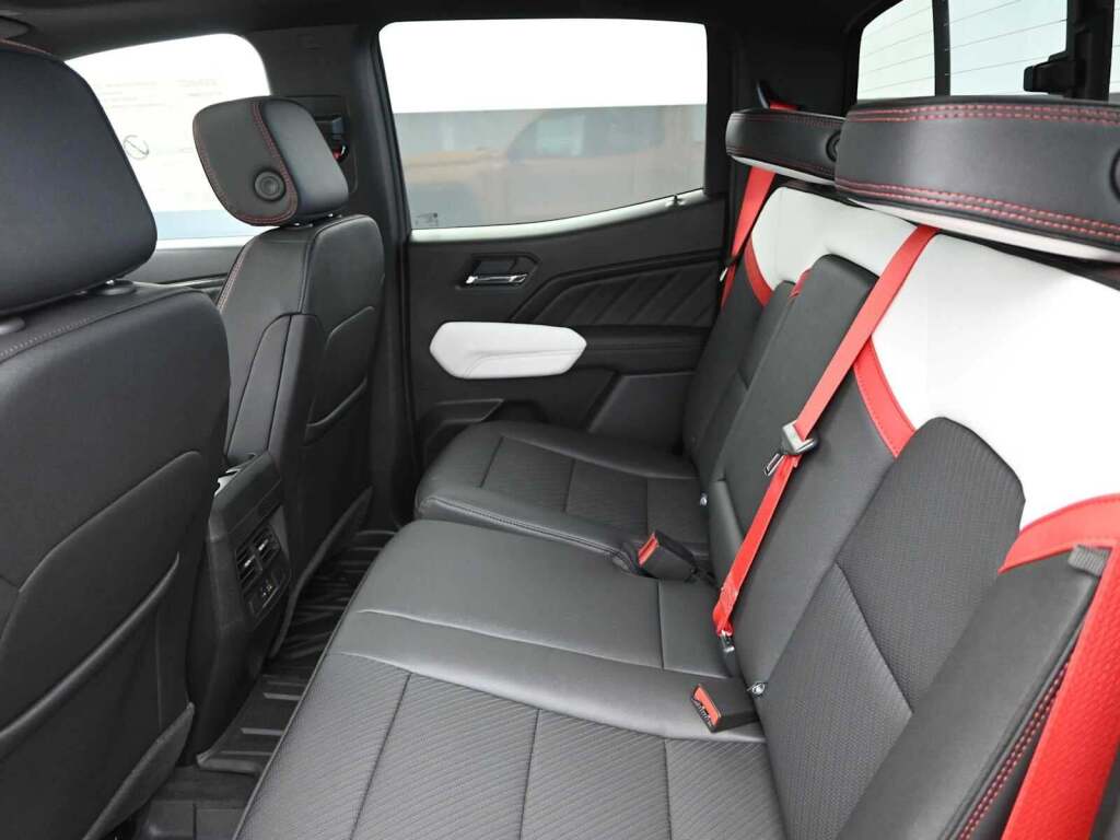 2026 GMC Canyon AT4X, 4WD