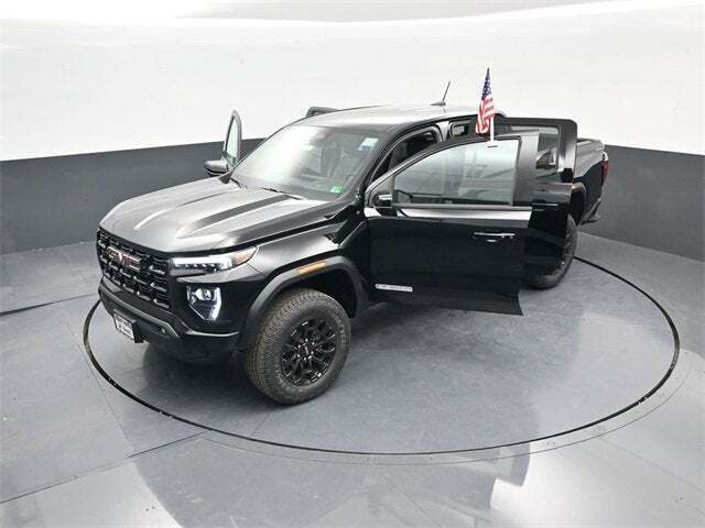 2026 GMC Canyon Elevation, 4WD