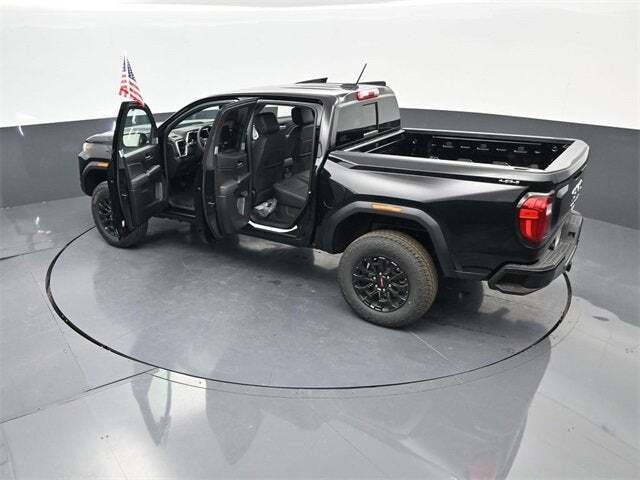 2026 GMC Canyon Elevation, 4WD