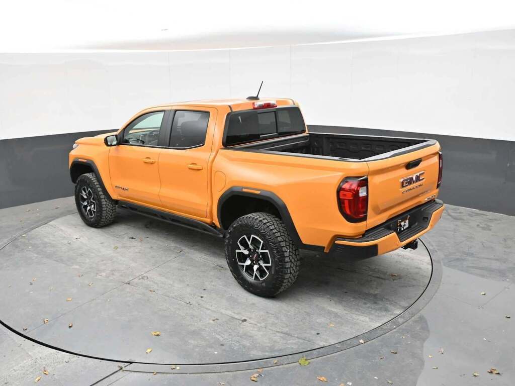 2026 GMC Canyon AT4X, 4WD