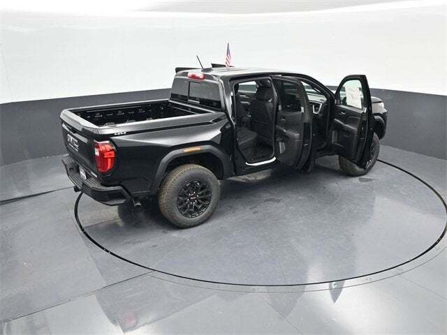 2026 GMC Canyon Elevation, 4WD