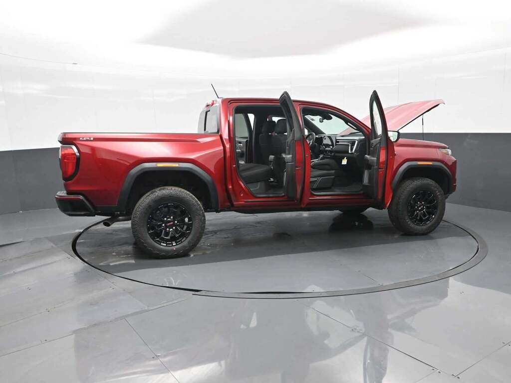 2026 GMC Canyon Elevation, 4WD