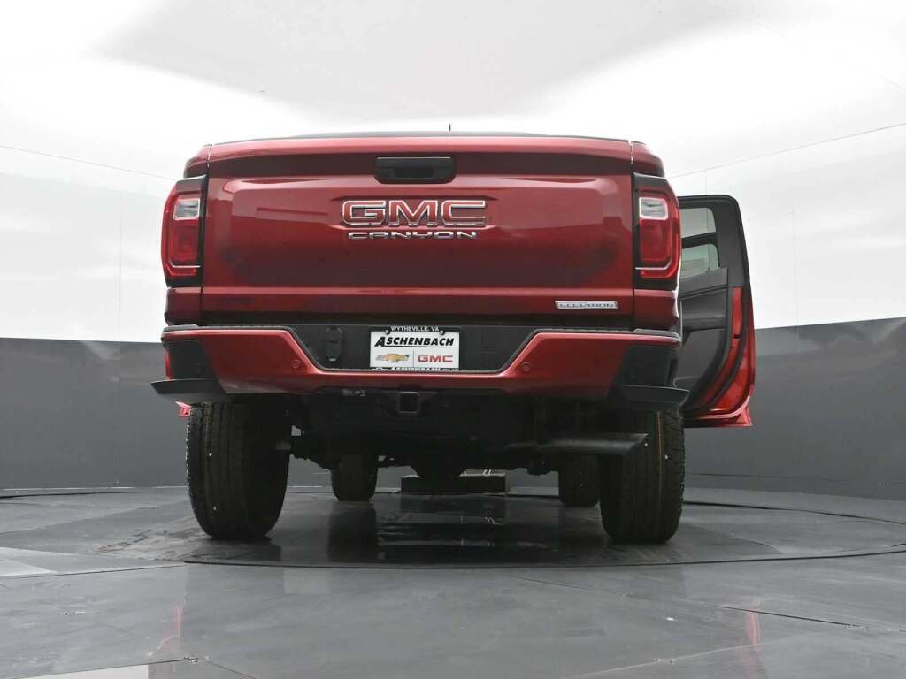 2026 GMC Canyon Elevation, 4WD