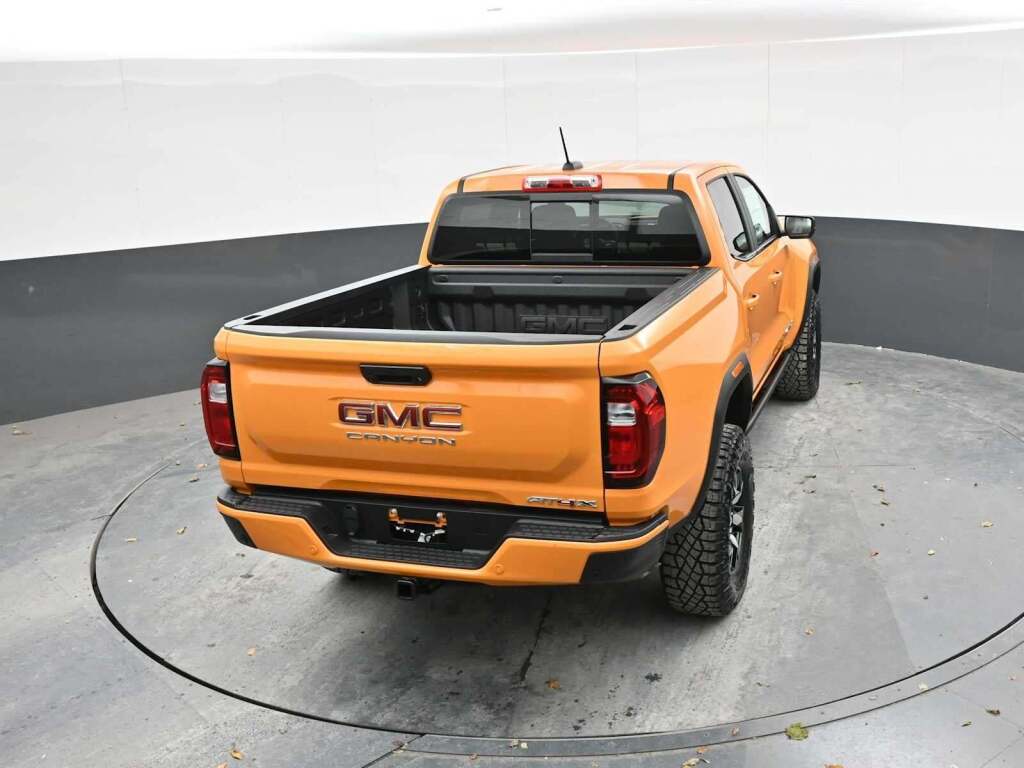 2026 GMC Canyon AT4X, 4WD