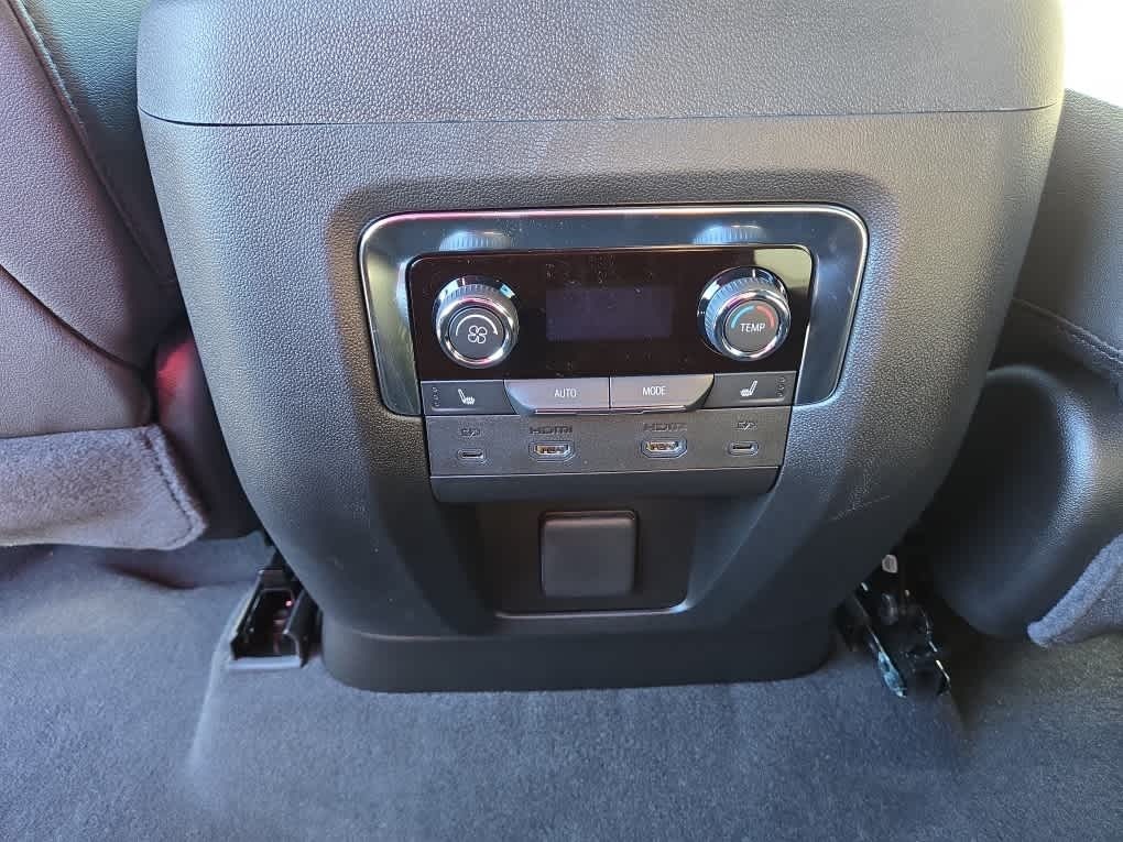 2025 Chevrolet Tahoe 4WD Premier