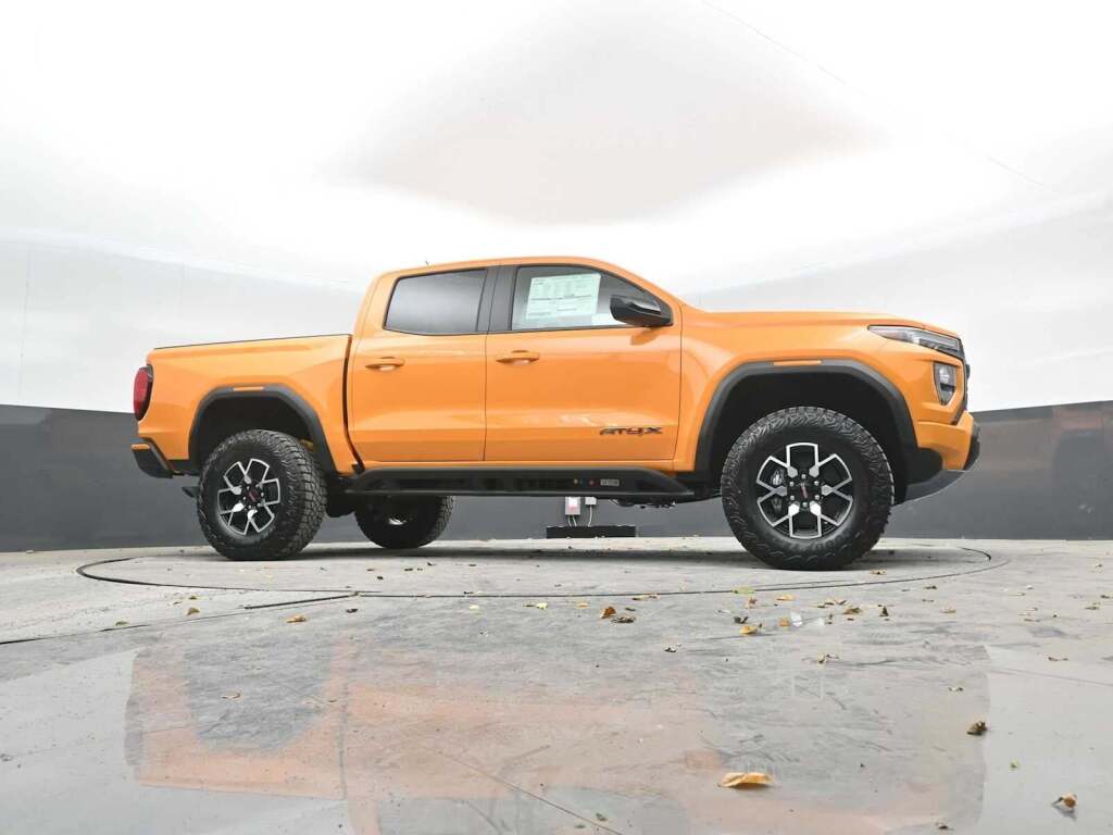 2026 GMC Canyon AT4X, 4WD
