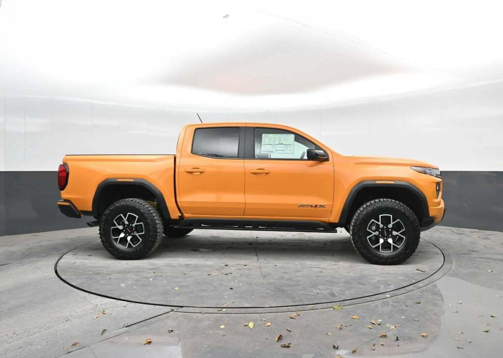 2026 GMC Canyon AT4X, 4WD