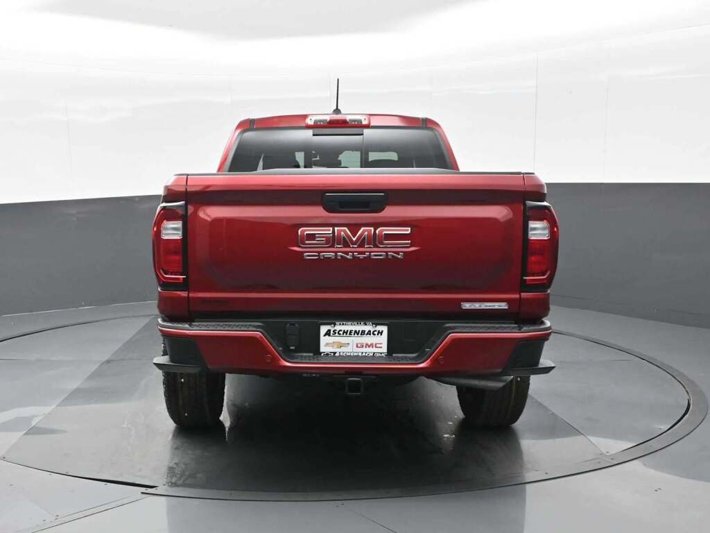 2026 GMC Canyon Elevation, 4WD