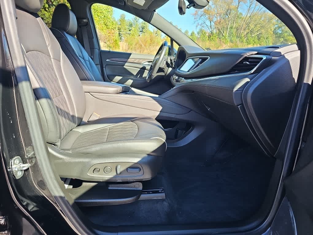 2022 Buick Enclave AWD Avenir