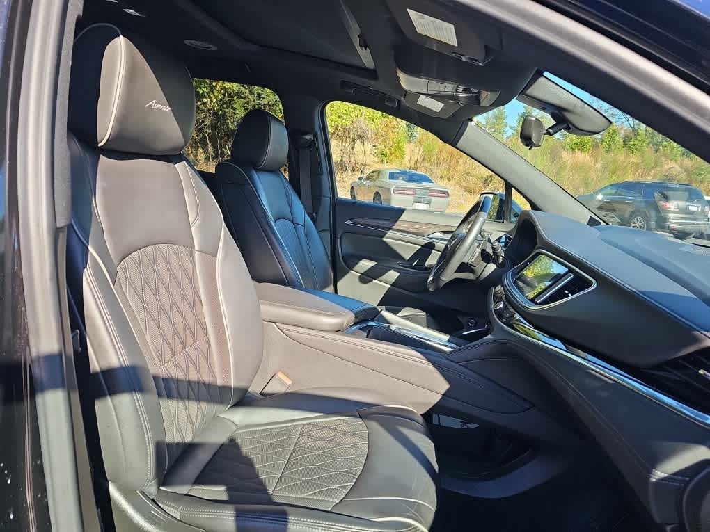 2022 Buick Enclave AWD Avenir