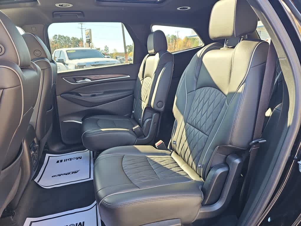 2022 Buick Enclave AWD Avenir