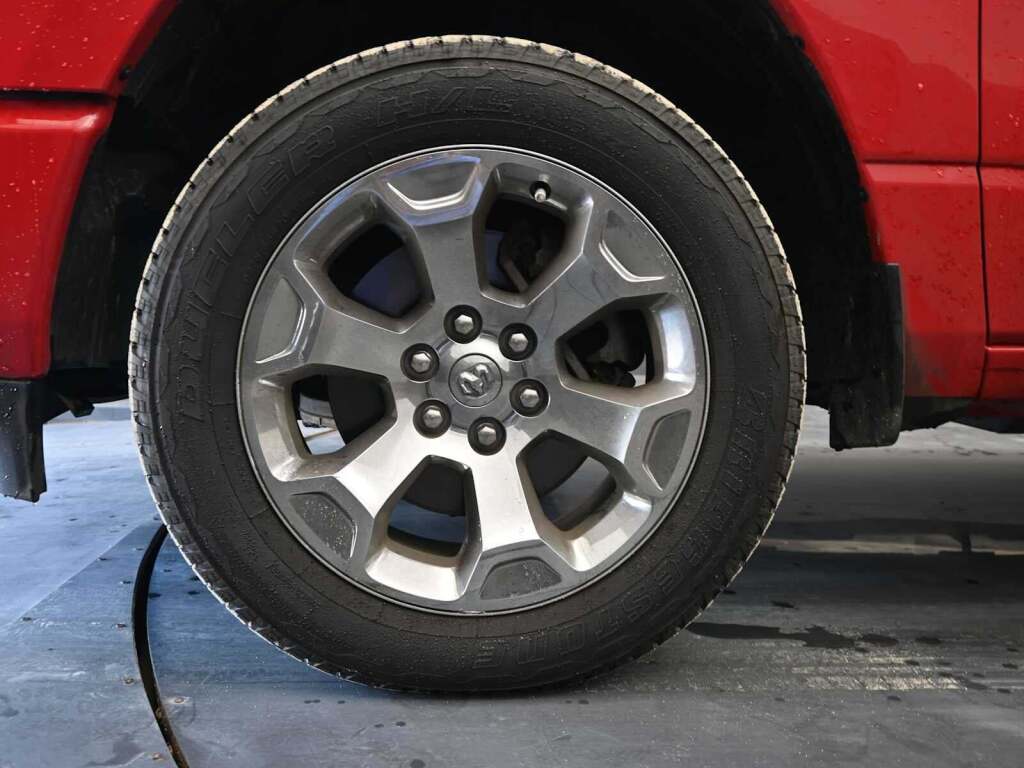 2022 Ram 1500 Big Horn Crew Cab 4x4 5'7" Box