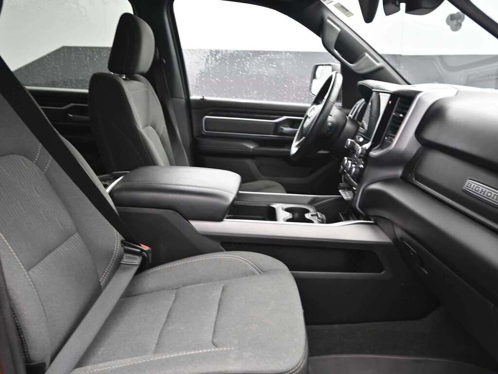 2022 Ram 1500 Big Horn Crew Cab 4x4 5'7" Box