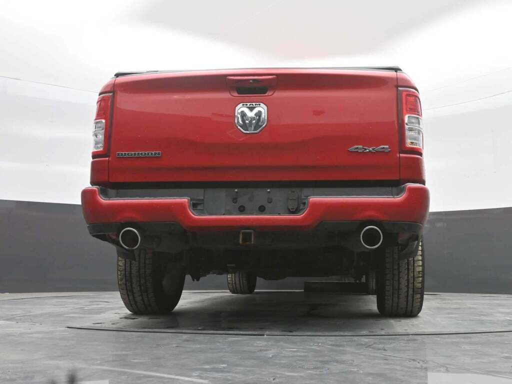 2022 Ram 1500 Big Horn Crew Cab 4x4 5'7" Box