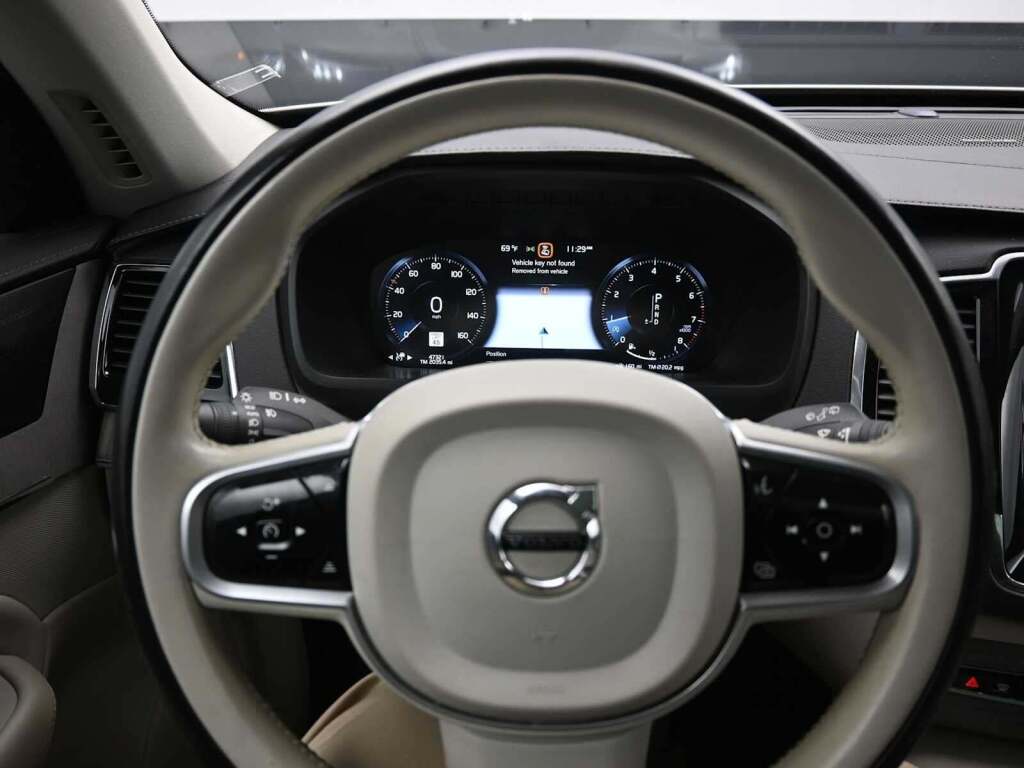 2022 Volvo XC90 T6 Inscription 6 Passenger