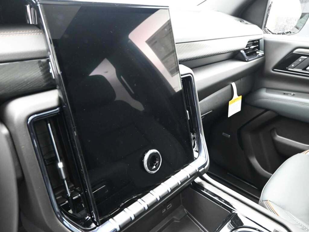 2026 GMC Yukon 4WD AT4