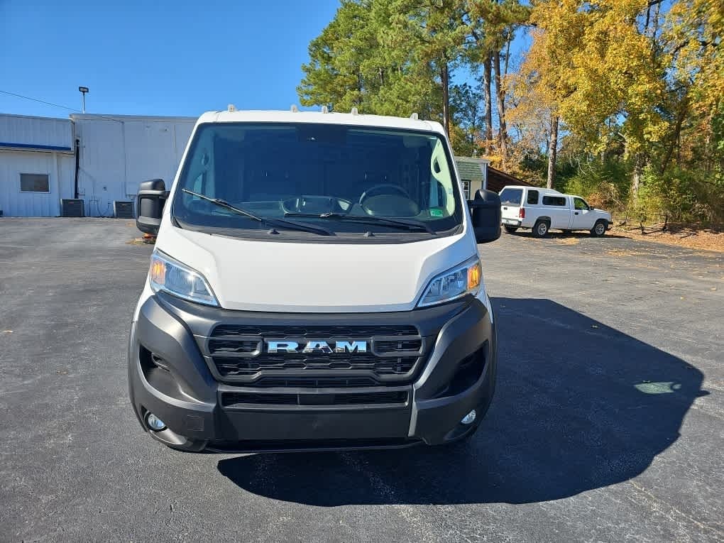 2025 Ram ProMaster 2500 Cargo Van Tradesman Low Roof 136" WB w/Pass Seat