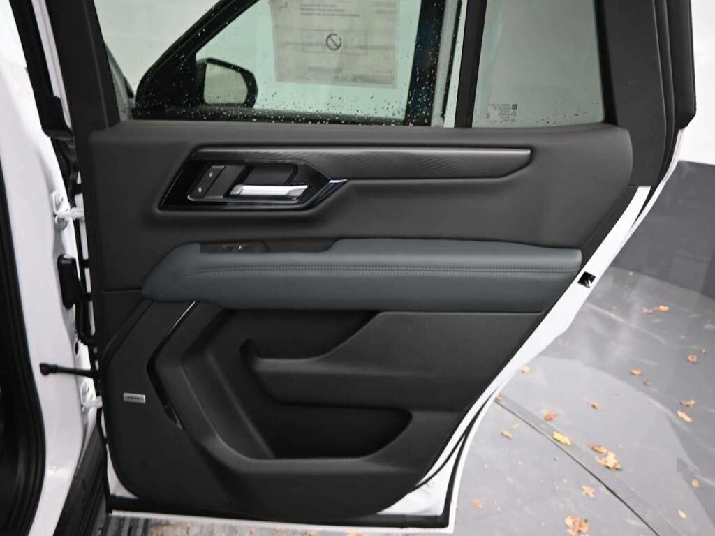 2026 GMC Yukon 4WD AT4