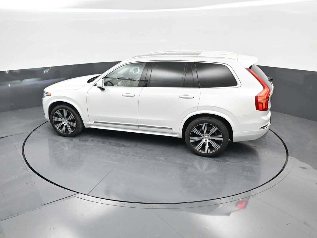 2022 Volvo XC90 T6 Inscription 6 Passenger