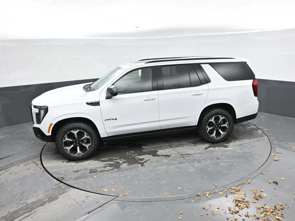 2026 GMC Yukon 4WD AT4