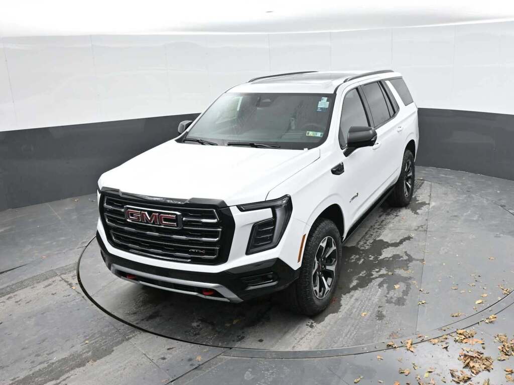 2026 GMC Yukon 4WD AT4