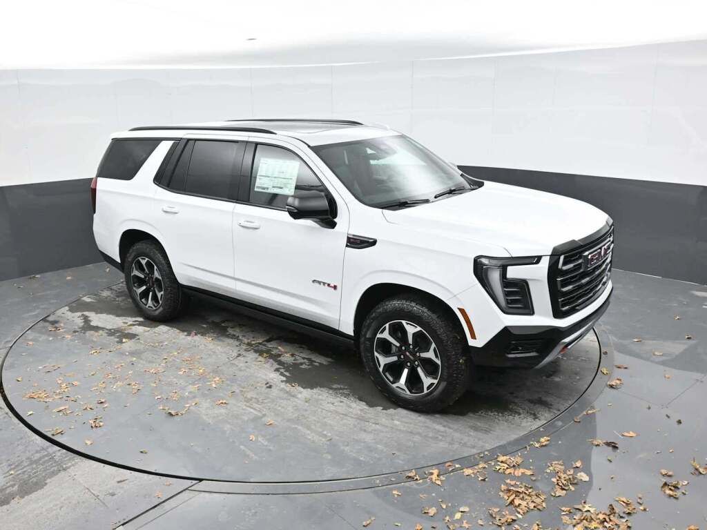 2026 GMC Yukon 4WD AT4