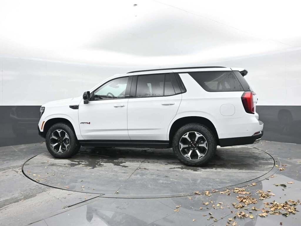 2026 GMC Yukon 4WD AT4