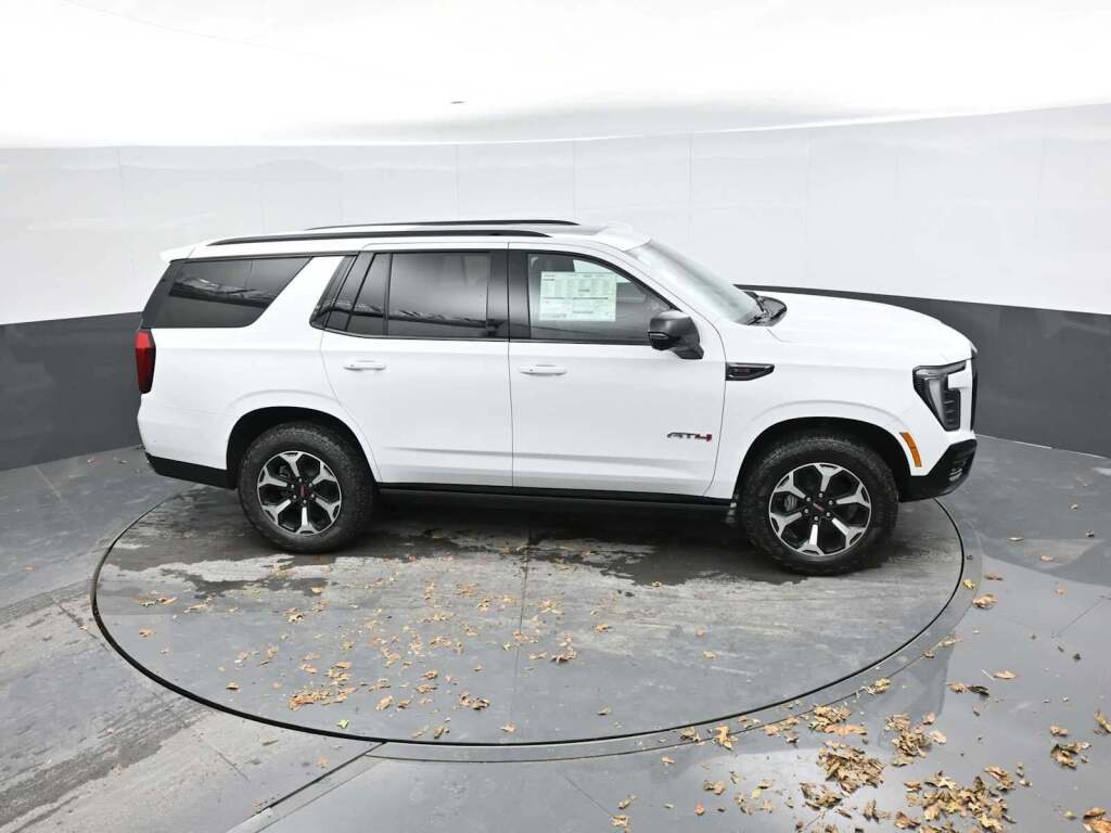 2026 GMC Yukon 4WD AT4