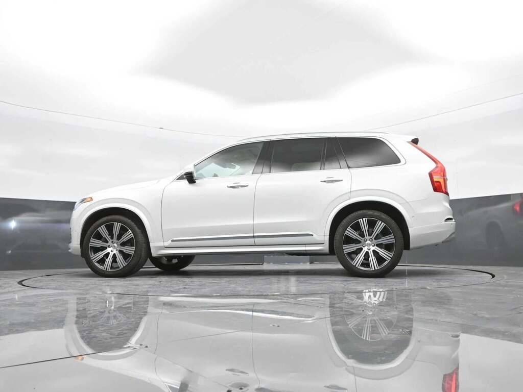 2022 Volvo XC90 T6 Inscription 6 Passenger
