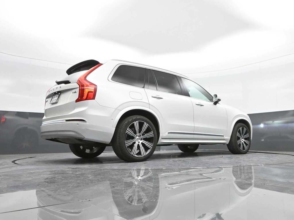 2022 Volvo XC90 T6 Inscription 6 Passenger