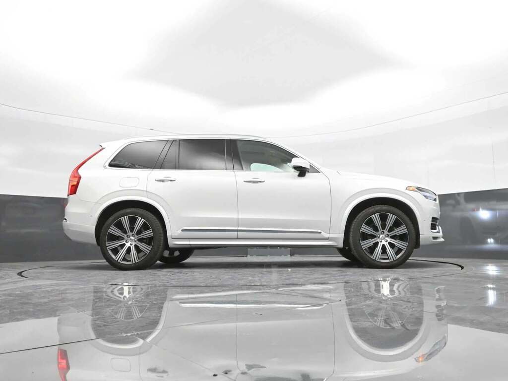 2022 Volvo XC90 T6 Inscription 6 Passenger