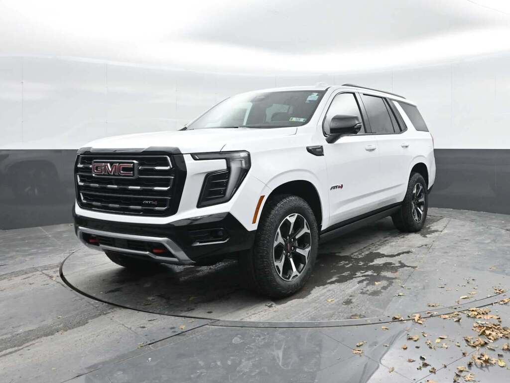 2026 GMC Yukon 4WD AT4