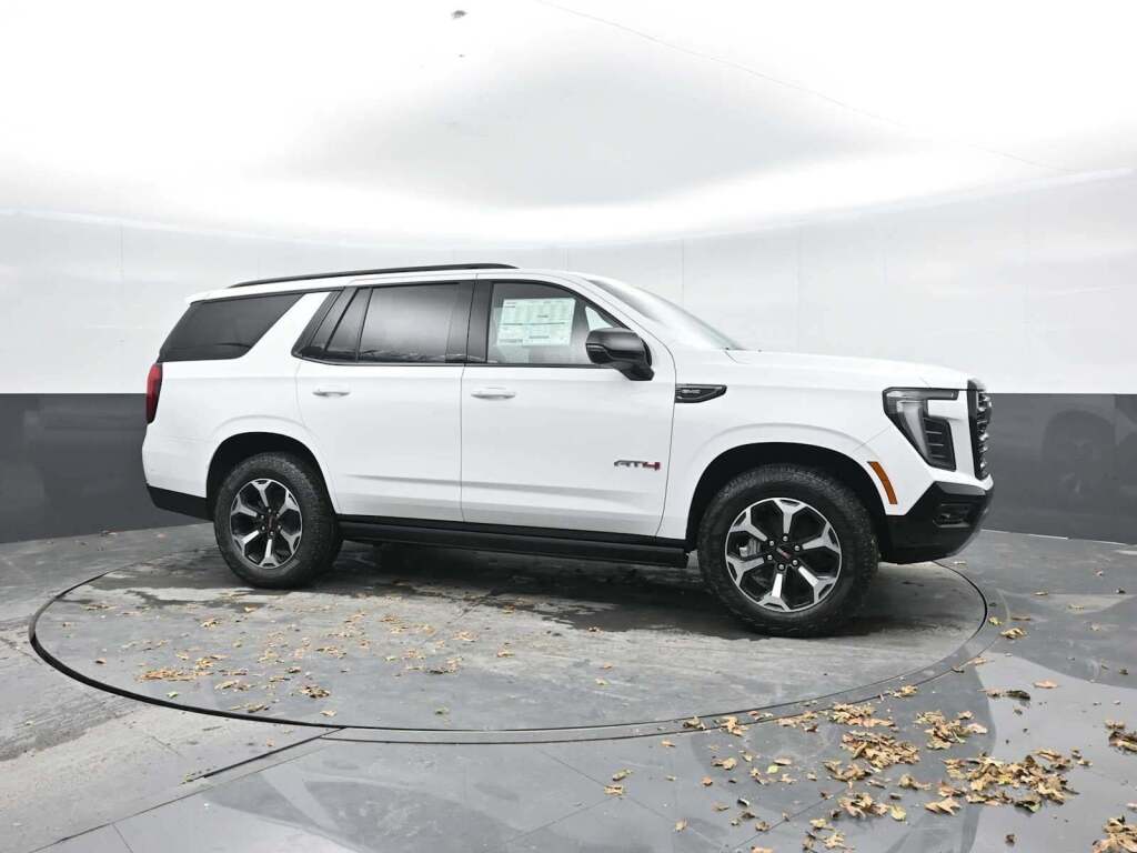 2026 GMC Yukon 4WD AT4